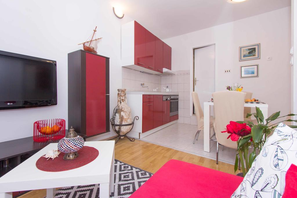 Red Valentino Apartment Σπλιτ Εξωτερικό φωτογραφία