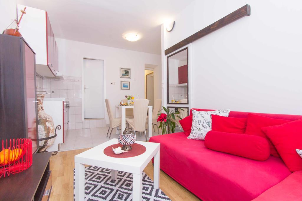 Red Valentino Apartment Σπλιτ Εξωτερικό φωτογραφία