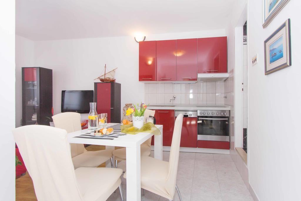 Red Valentino Apartment Σπλιτ Εξωτερικό φωτογραφία