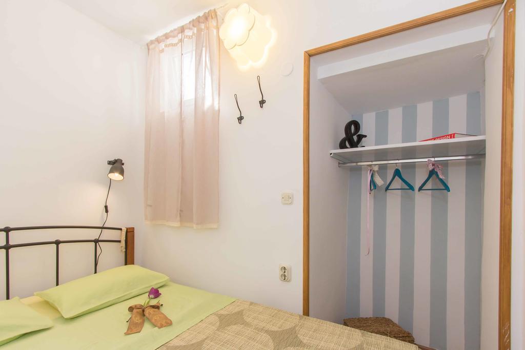 Red Valentino Apartment Σπλιτ Εξωτερικό φωτογραφία
